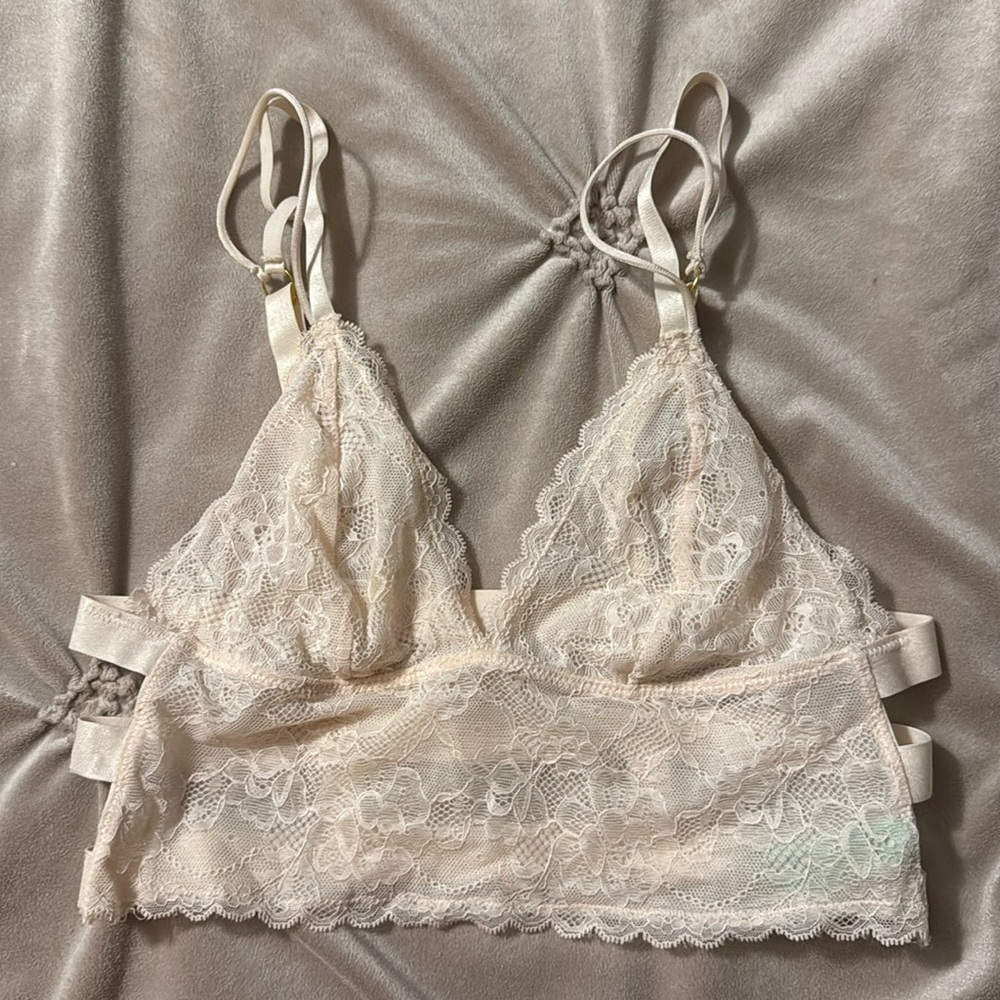 NWOT Honeydew Lace Pale Pink Bra (M)